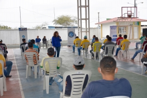 Taller de sensibilizaci&oacute;n de Derechos Humanos, Inclusi&oacute;n y G&eacute;neros a transportistas de tricimotos, en Pedro Carbo